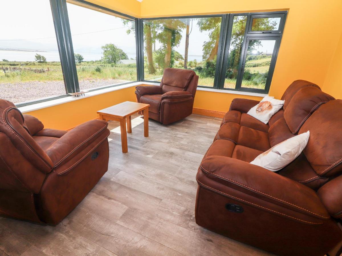 טראלי Lack Cottage מראה חיצוני תמונה