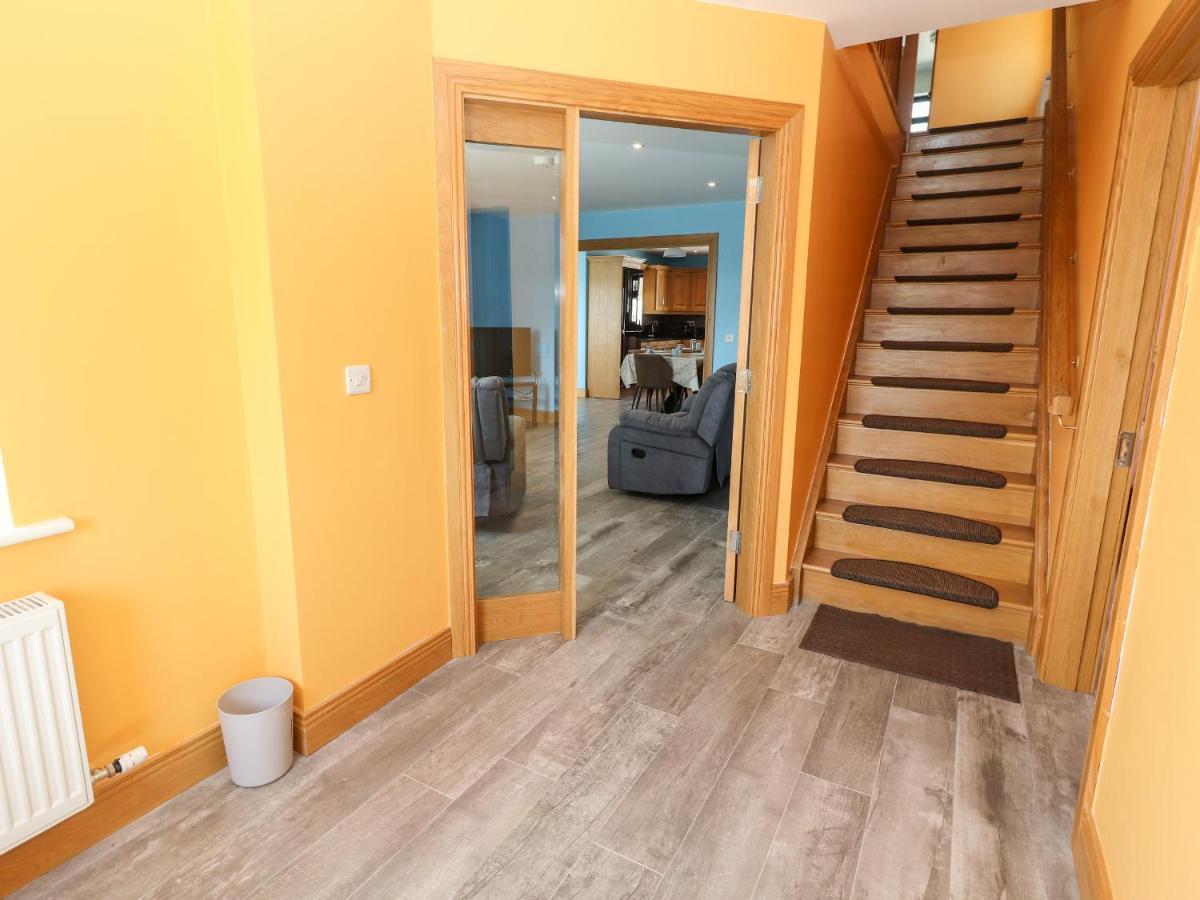 טראלי Lack Cottage מראה חיצוני תמונה
