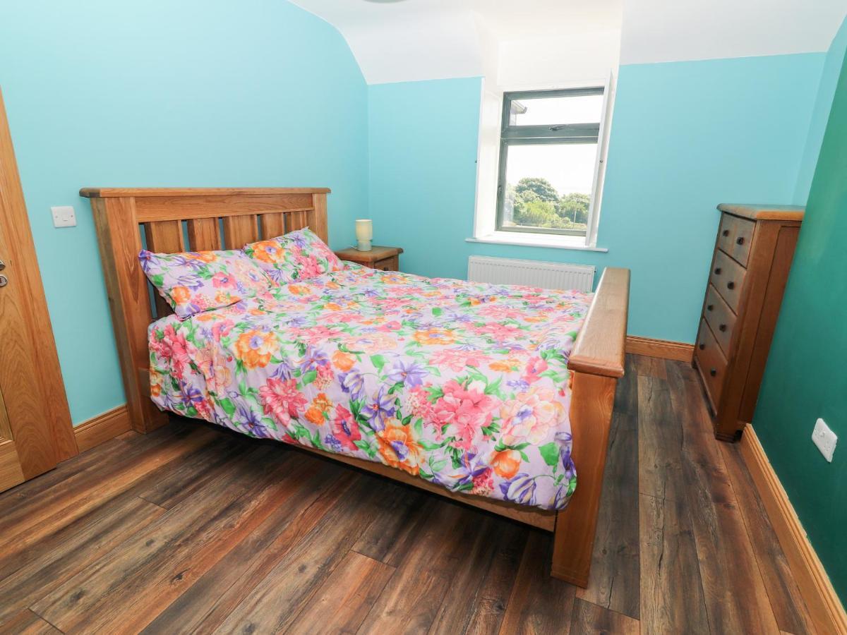 טראלי Lack Cottage מראה חיצוני תמונה